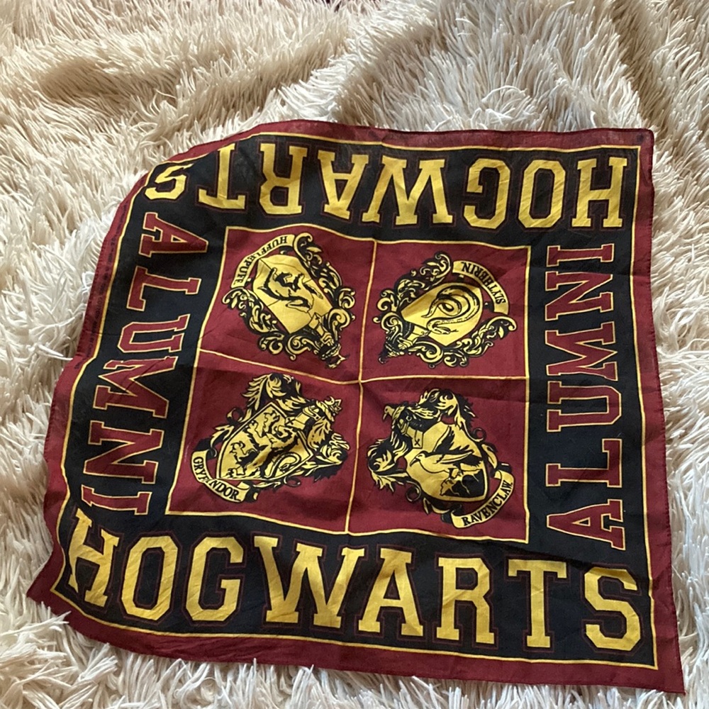 NEW! HOGWARTS Harry Potter handkerchief/bandana